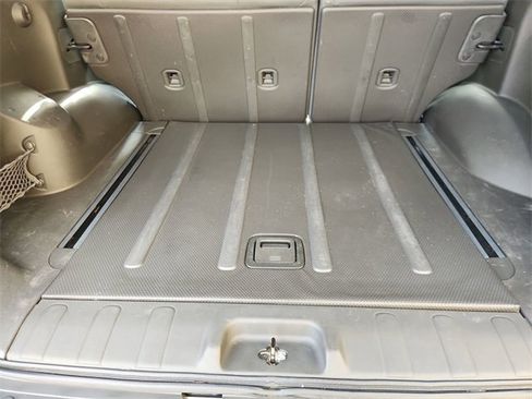 Used 2015 Nissan Xterra S image 21