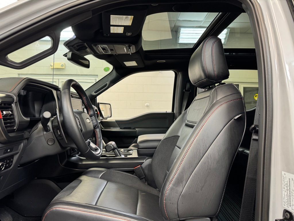 Used 2025 Ford F150 Raptor AWD/4WD image 16