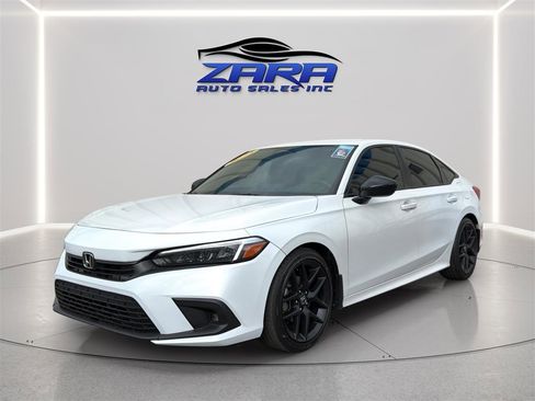 Used 2023 Honda Civic Sport image 3