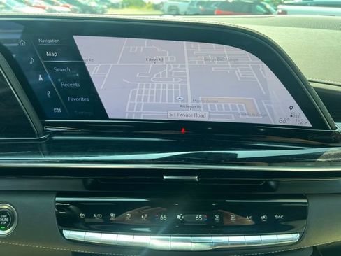 Used 2023 Cadillac Escalade ESV Sport w/ Touring Package AWD/4WD image 34