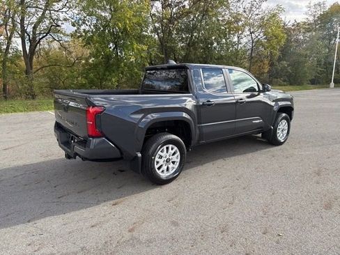 New 2025 Toyota Tacoma SR5 image 6