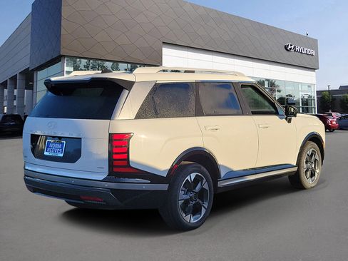 New 2026 Hyundai Palisade Limited AWD/4WD image 2