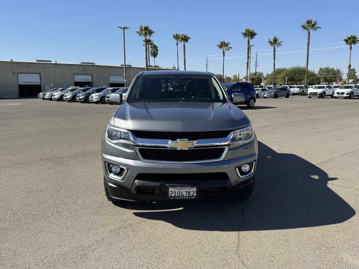Used 2018 Chevrolet Colorado LT w/ LT Convenience Package RWD image 4