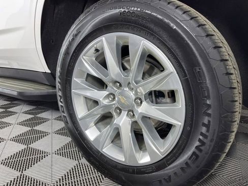 Used 2024 Chevrolet Tahoe Premier image 15