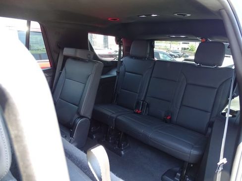 Used 2022 Chevrolet Tahoe LT AWD/4WD image 9