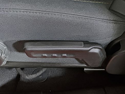 Used 2025 Jeep Wrangler Sahara w/ Safety Group image 13