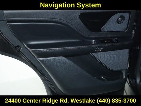 Certified 2023 Lincoln Aviator Reserve w/ Equipment Group 201A image 13