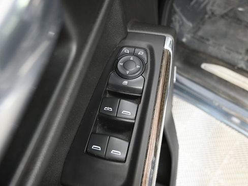 Used 2019 Chevrolet Silverado 1500 RST w/ All-Star Edition AWD/4WD image 19