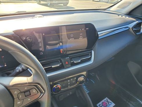Certified 2025 Chevrolet TrailBlazer LT AWD/4WD image 26