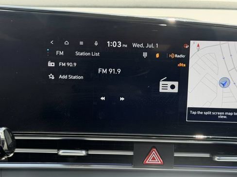 Used 2024 Hyundai Elantra SEL FWD image 15