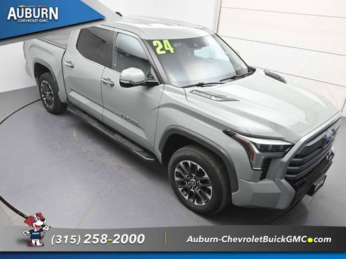 Used 2024 Toyota Tundra Limited AWD/4WD image 26