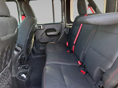 Used 2020 Jeep Wrangler Unlimited Rubicon w/ Quick Order Package 28Y Recon AWD/4WD image 22
