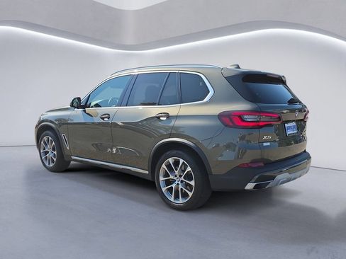 Used 2022 BMW X5 xDrive40i w/ Premium Package AWD/4WD image 5