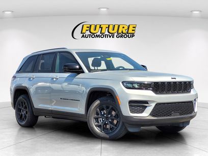 Used 2024 Jeep Grand Cherokee Altitude