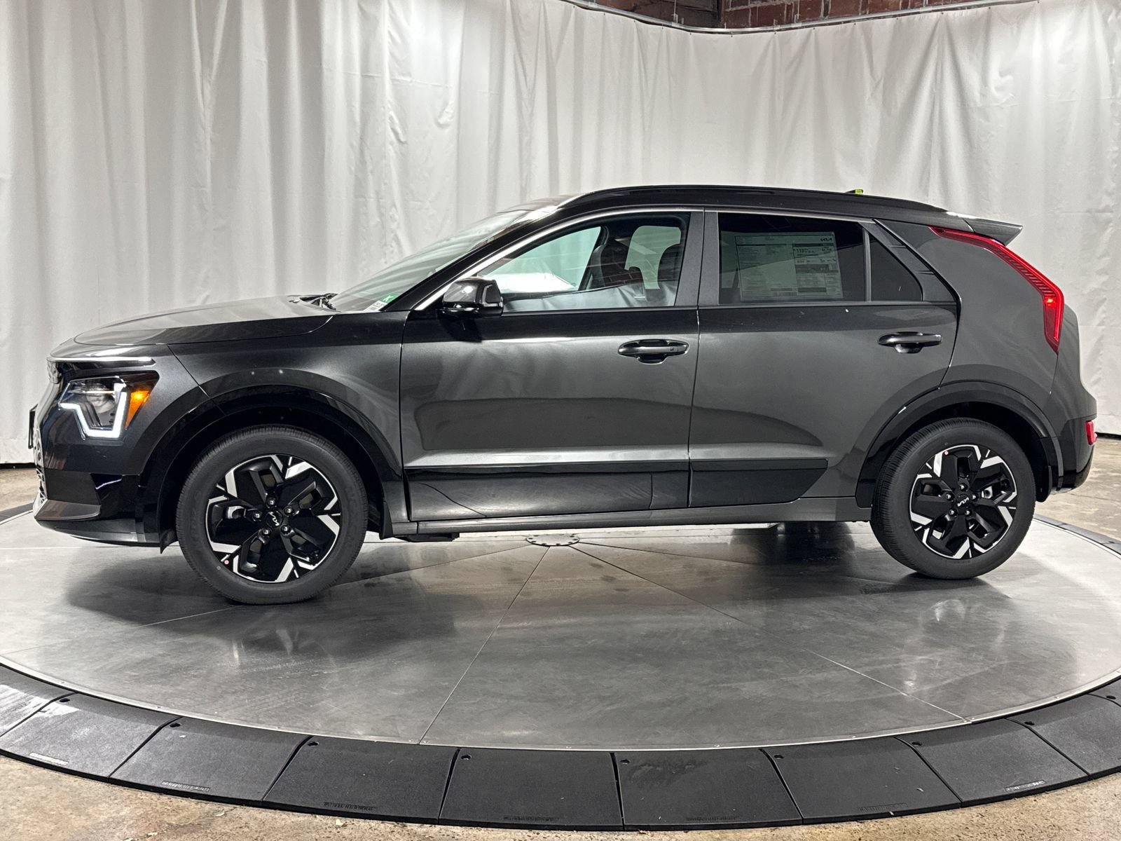 New 2026 Kia Niro Wind w/ Wind Preserve Package FWD image 6