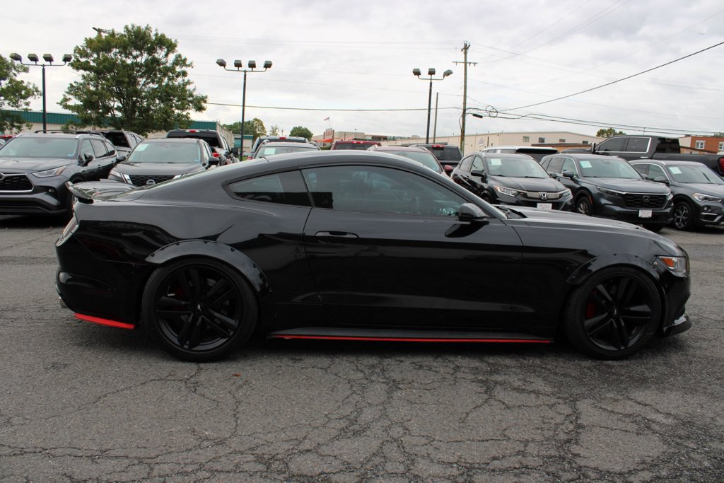 Used 2017 Ford Mustang Coupe w/ Ecoboost Performance Package RWD image 8