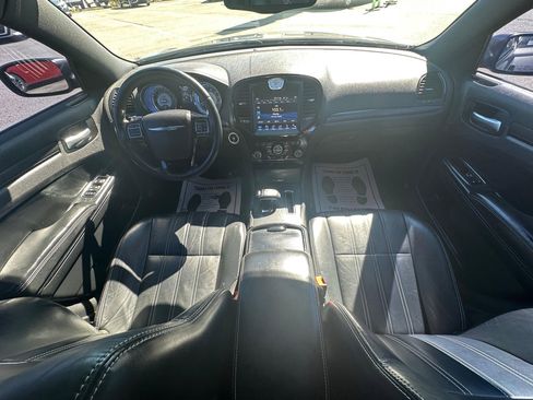 Used 2014 Chrysler 300 S image 13
