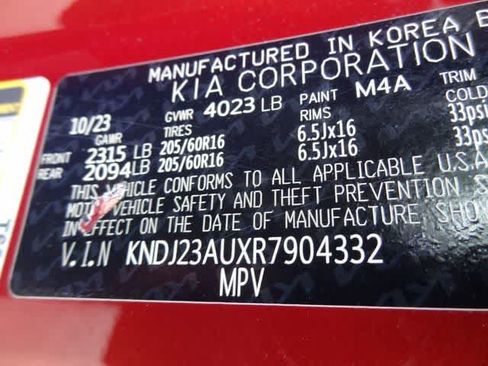 Used 2024 Kia Soul LX w/ Option Group 015 FWD image 36