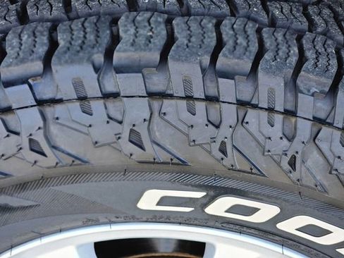 Used 2019 Ford F150 XLT w/ Equipment Group 301A Mid image 11