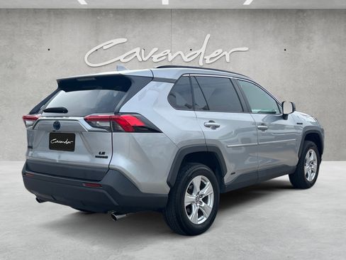 Used 2020 Toyota RAV4 LE w/ All Weather Liner Package AWD/4WD image 19