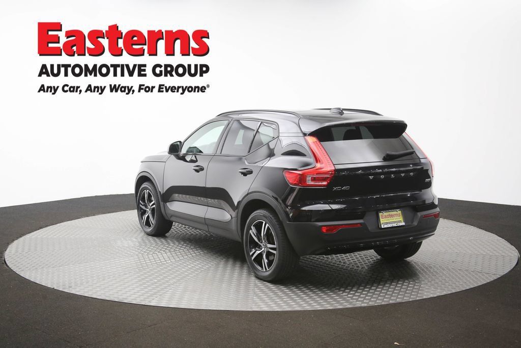 Used 2024 Volvo XC40 B5 Core AWD/4WD image 67