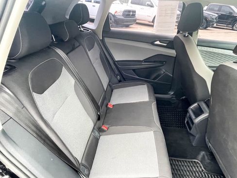 Used 2022 Volkswagen Taos S image 13