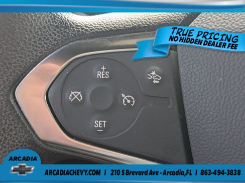 Used 2022 Chevrolet Traverse LS FWD image 30