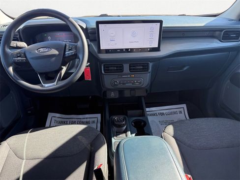 Used 2025 Ford Maverick XL image 10