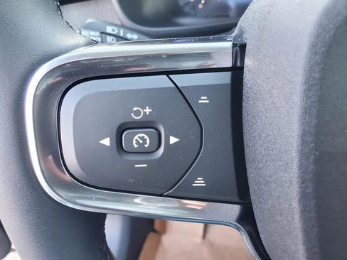 New 2026 Volvo XC40 B5 Plus w/ Protection Package Premier image 17