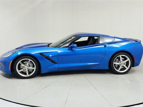 Used 2014 Chevrolet Corvette Stingray Coupe w/ 3LT Preferred Equipment Group image 2
