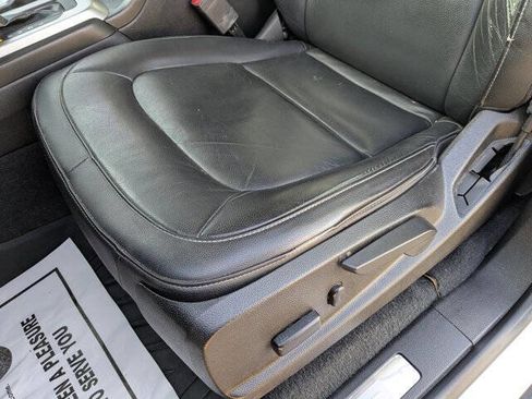 Used 2019 Chevrolet Colorado ZR2 image 16