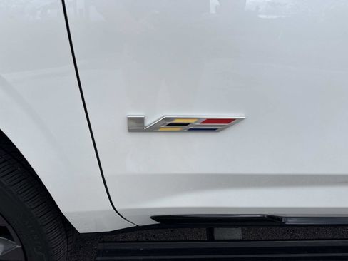 Used 2025 Cadillac Escalade V image 36