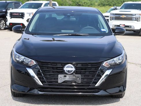 Used 2025 Nissan Sentra S FWD image 5