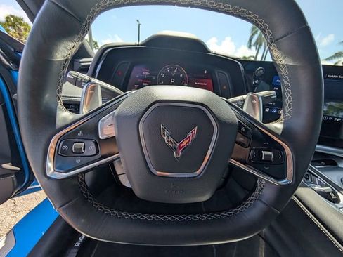 Used 2022 Chevrolet Corvette Stingray Coupe w/ Z51 Performance Package image 33