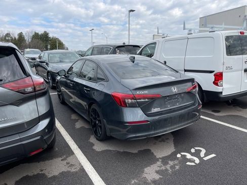 Used 2024 Honda Civic Sport image 6