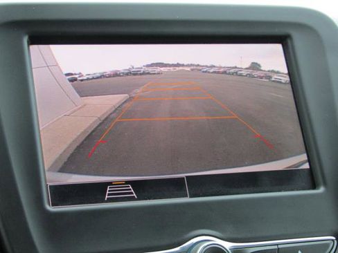 Used 2023 Chevrolet Equinox LT w/ Driver Convenience Package image 21