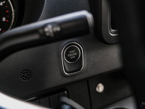 Used 2022 Mercedes-Benz Sprinter 2500 image 55