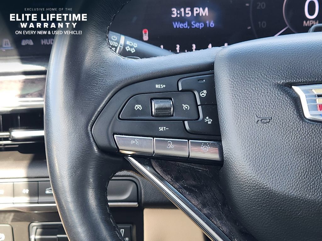 Used 2023 Cadillac Escalade Premium Luxury w/ Performance Package AWD/4WD image 29