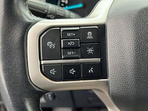 Used 2024 Ford Expedition Limited image 27