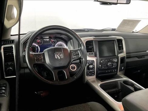 Used 2017 RAM 1500 Big Horn AWD/4WD image 4