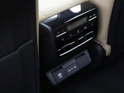 Used 2026 Acura MDX w/ Advance Package image 11