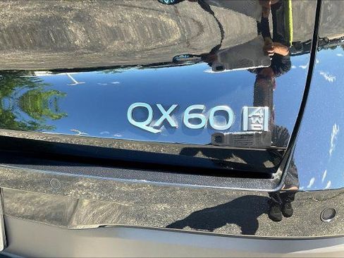 Certified 2026 INFINITI QX60 Luxe AWD/4WD image 23