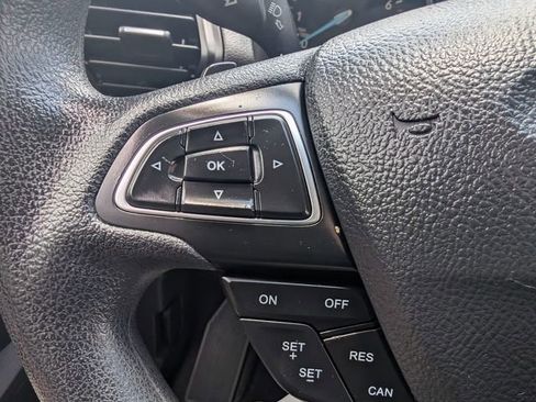Used 2017 Ford Escape SE AWD/4WD image 17