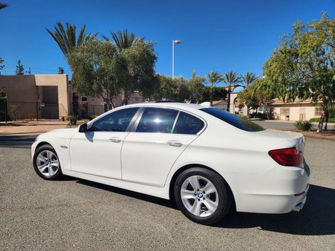 Used 2013 BMW 528i Sedan RWD image 19