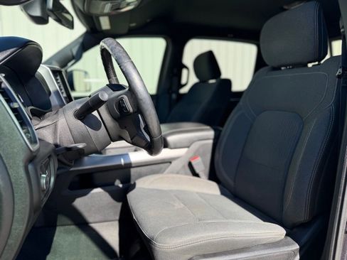 Used 2019 RAM 1500 Big Horn RWD image 16