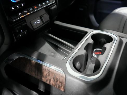 Used 2021 GMC Sierra 1500 Denali w/ Driver Alert Package II image 17