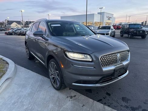 Used 2022 Lincoln Nautilus Reserve w/ Equipment Group 201A image 10