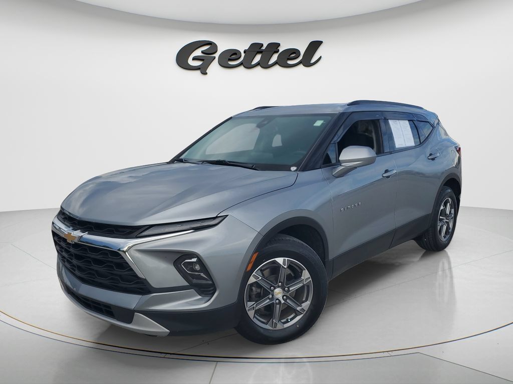 Used 2023 Chevrolet Blazer LT w/ Convenience Package FWD image 1
