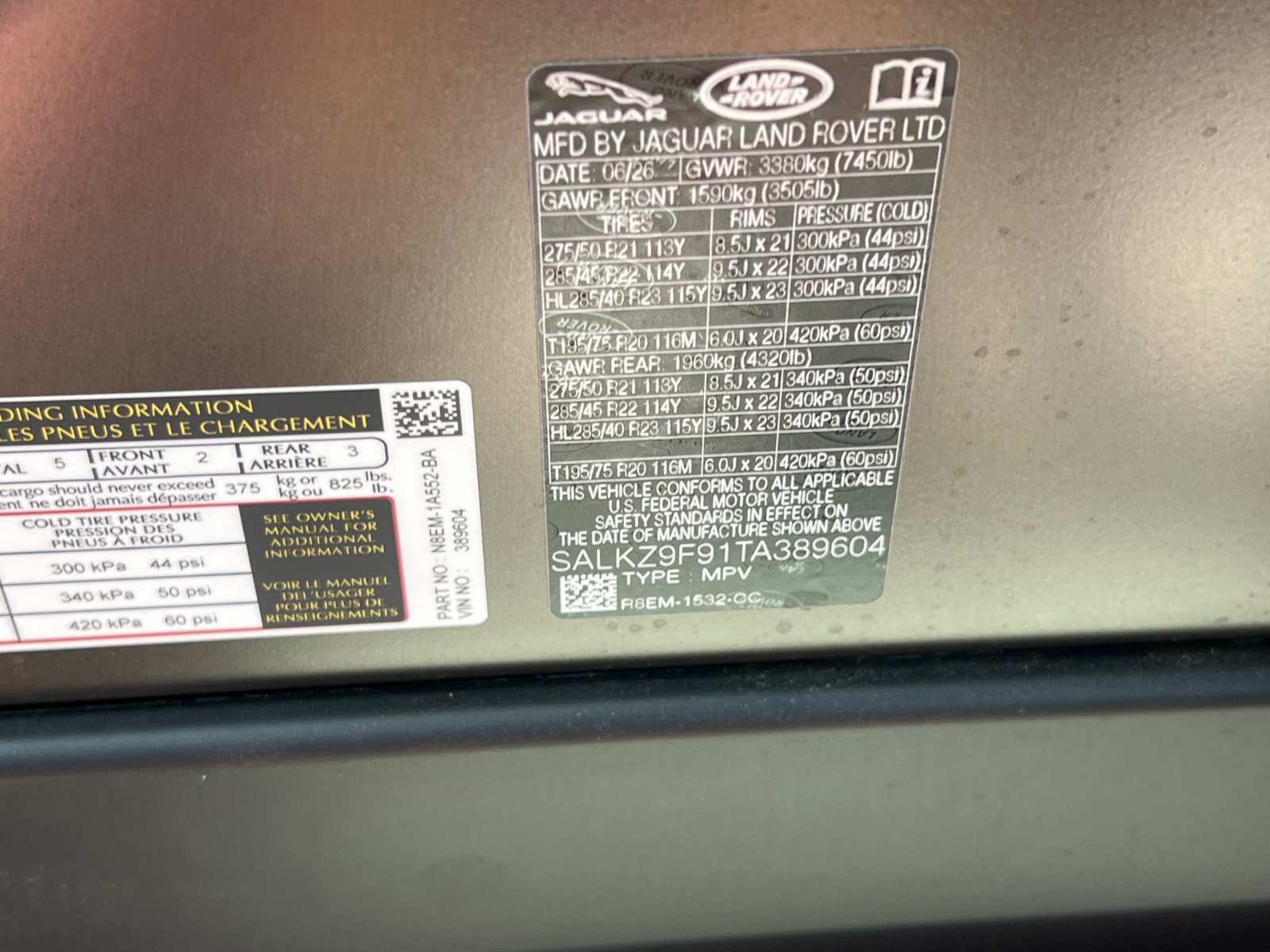 New 2026 Land Rover Range Rover SV AWD/4WD image 28