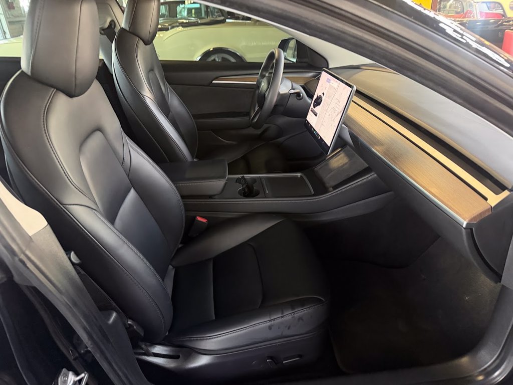 Used 2021 Tesla Model 3 Long Range AWD/4WD image 12